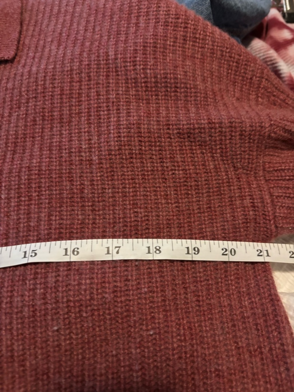 Women's Rose Pink Button-Up Knit Cardigan Sweater, 100% Cashmere - Picture 4 of 5